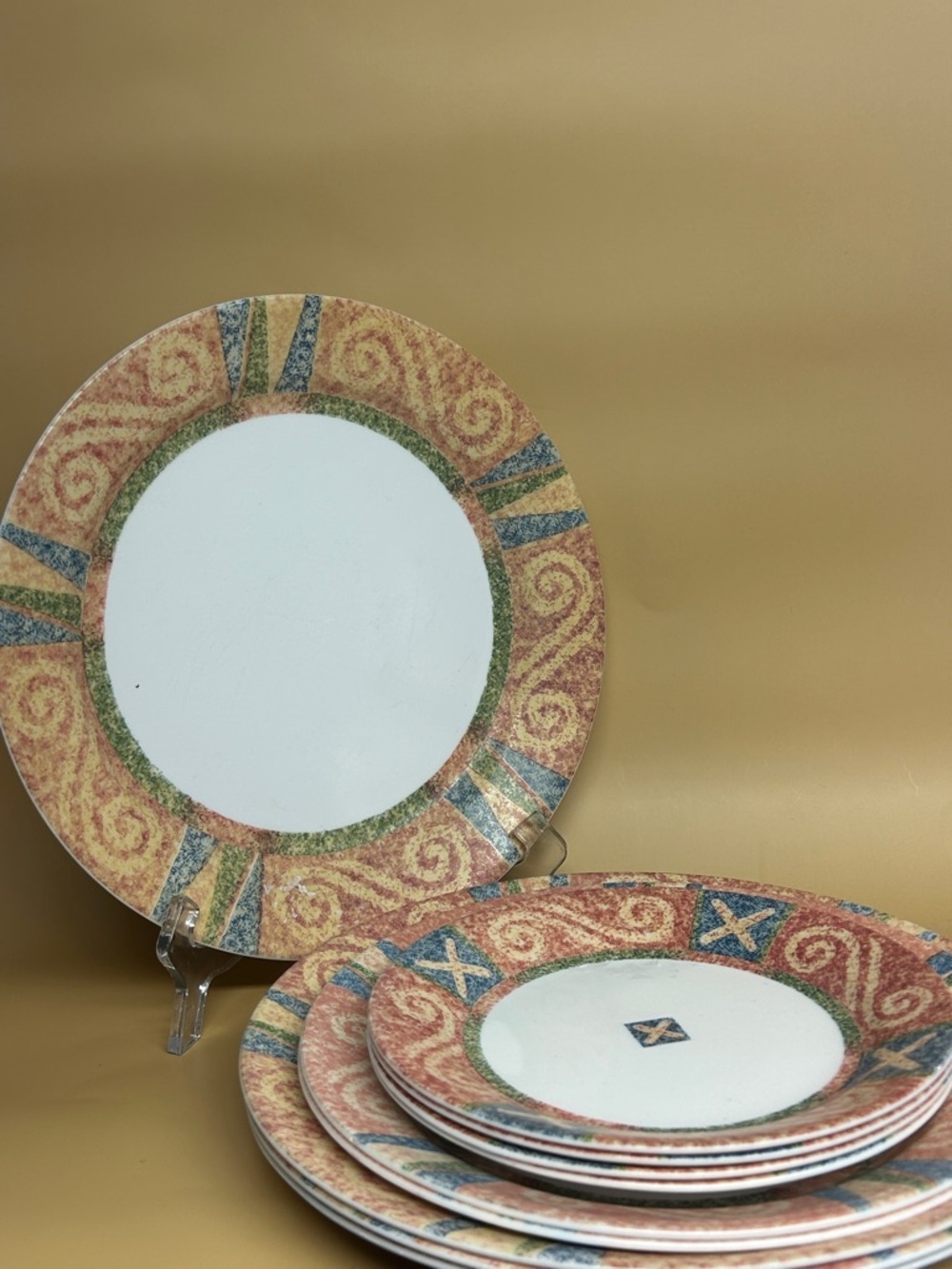 Corelle by Corning - Sand Art - Dinnerware set of 10 pcs